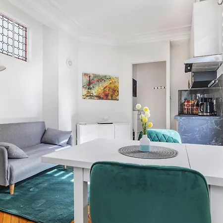 Apartment Heimat Paris