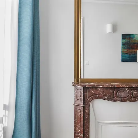 Apartment Heimat Paris